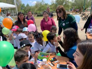 Estudiantes de enseñanza prebásica del Liceo Mixto Básica 2 visitaron el Parque Urbano en el marco de una política del colegio de acercarlos a la naturaleza y la vida sana